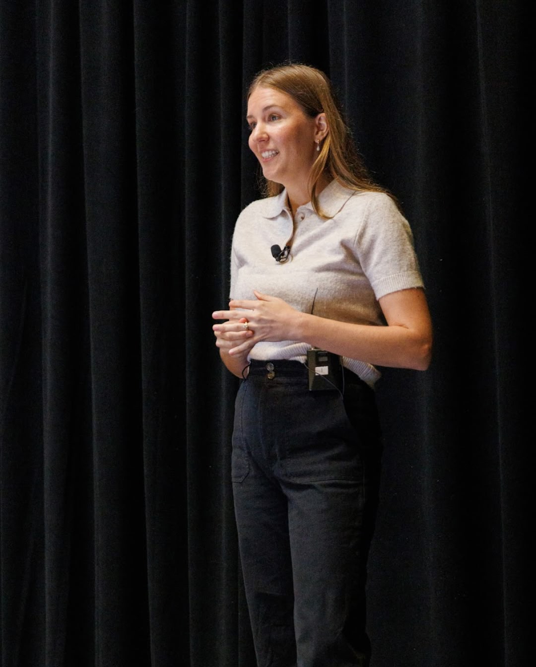 Speaker presenting at Future conference