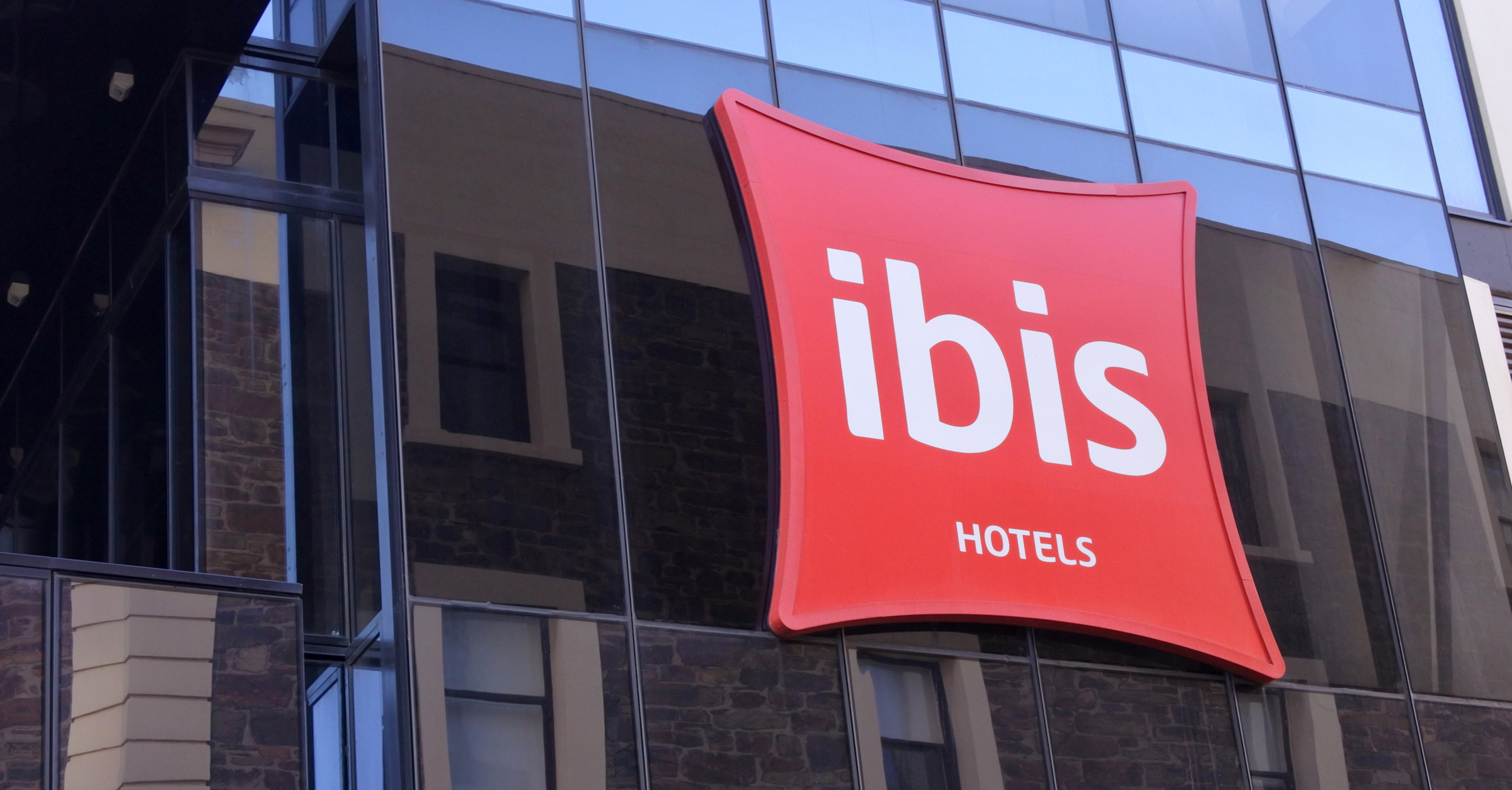 Gilbert + Tobin advises Iris Capital on largest hotel transaction in 2020