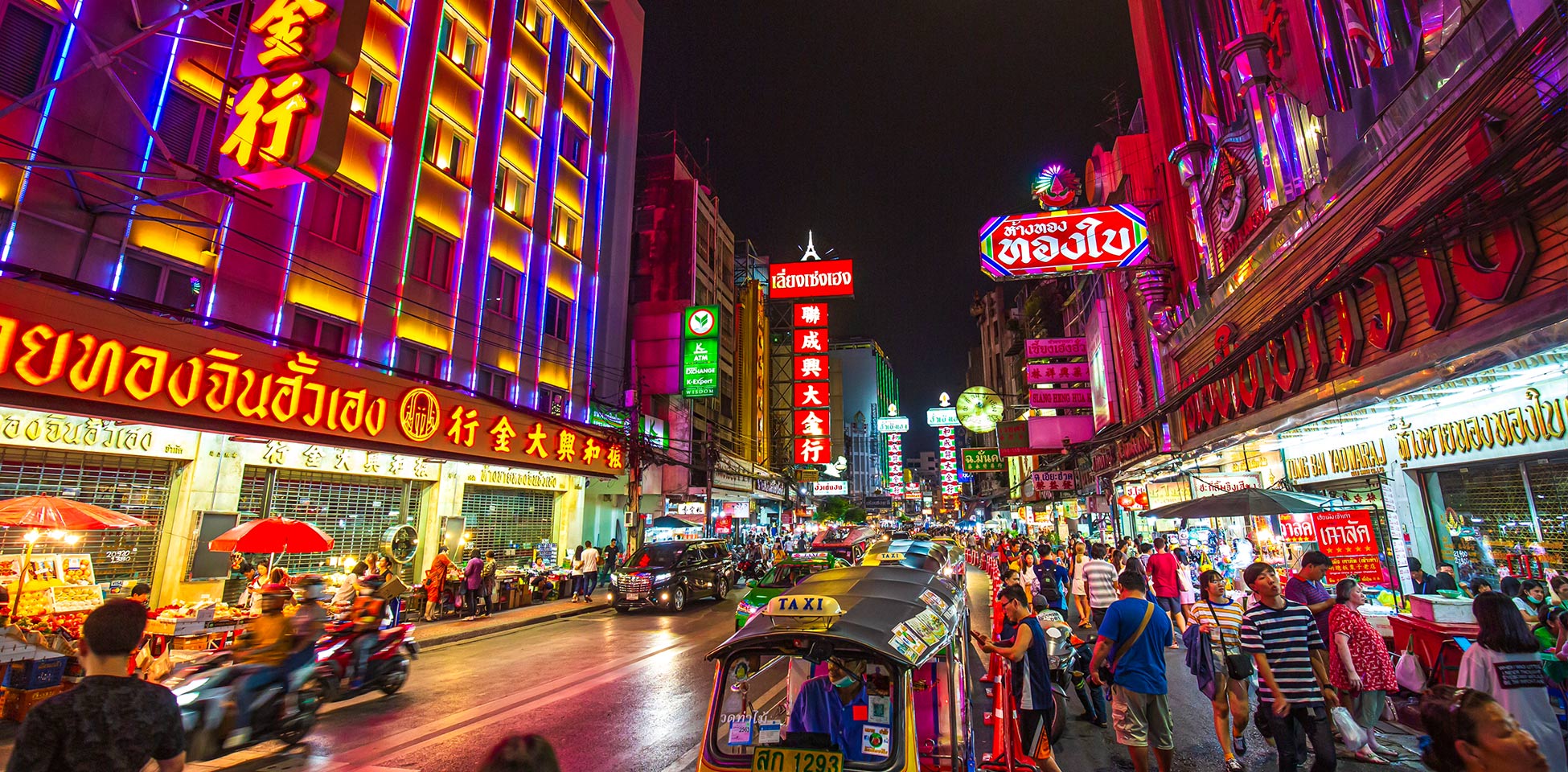 Bangkok street with people 