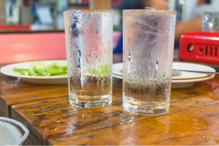 Condensation on water glasses