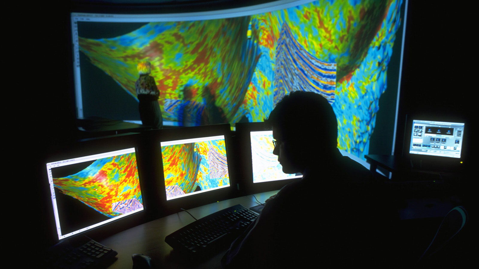 Wireline formation evaluation solutions save 80 hours in rig time