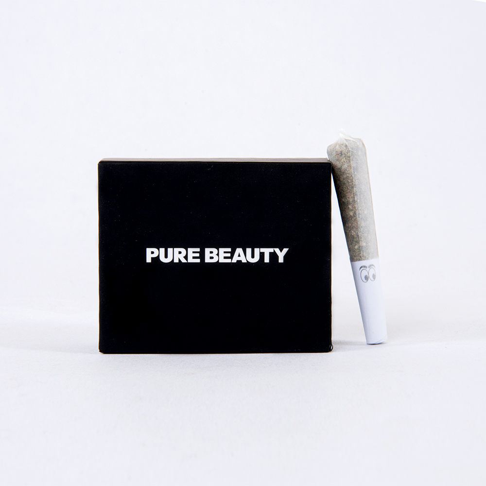 A photograph of Pure Beauty Five Finger Discount 5pk Black Box Hybrid