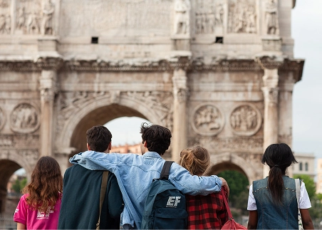 Break into teams and discover Rome's iconic landmarks in a whole new way on an immersive scavenger hunt