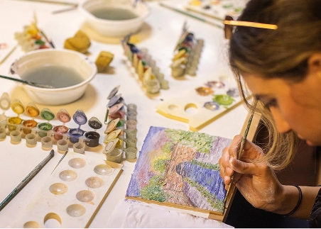 Create your own masterpiece in a hands-on fresco art workshop in the heart of Florence