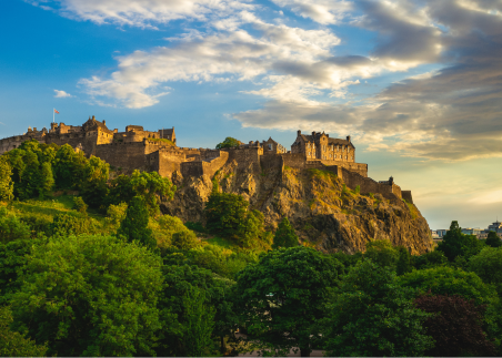 Trace Scotland’s history through the streets of Edinburgh as you walk the Royal Mile and visit the castle that overlooks the city