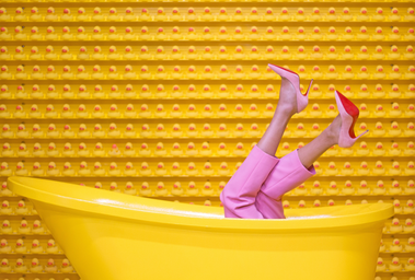 yellow bathtub with heels