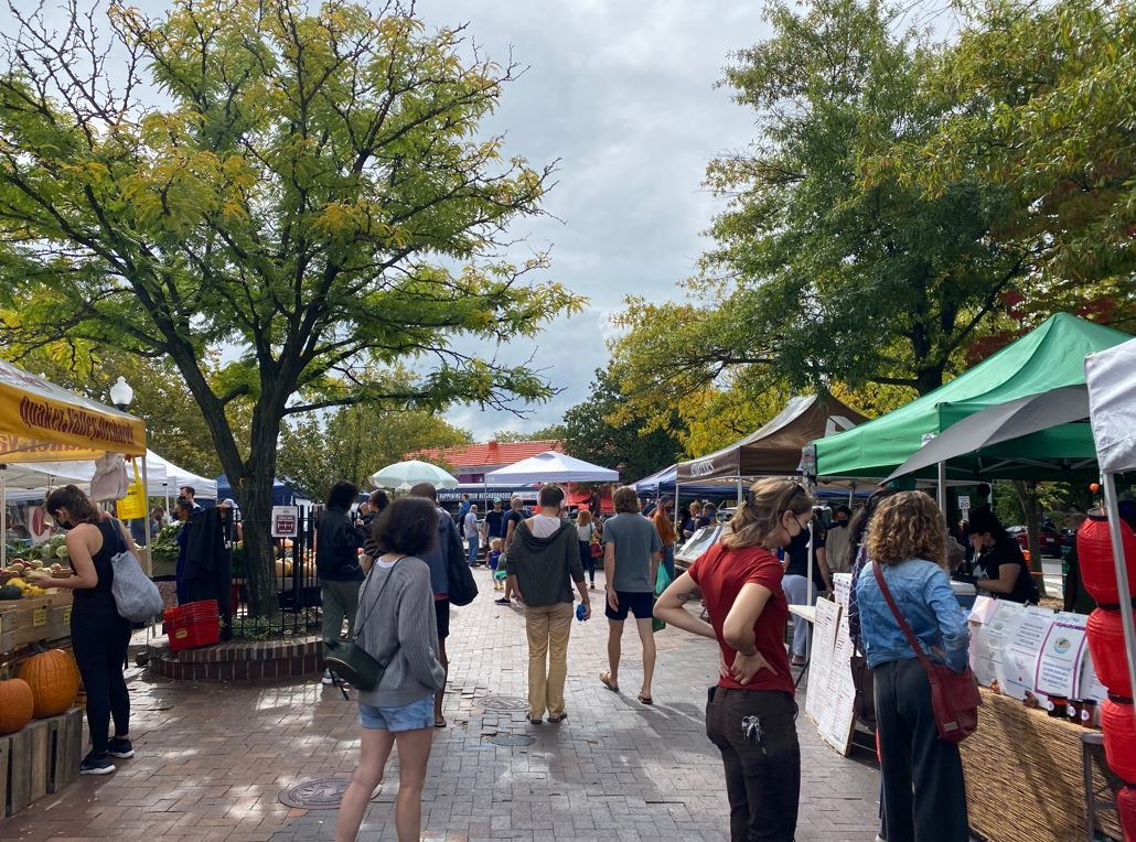 Get in the fall spirit with these DC flea and farmers markets