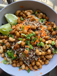 rice and chick pea bowl with veggies