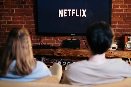 Couple watching Netflix