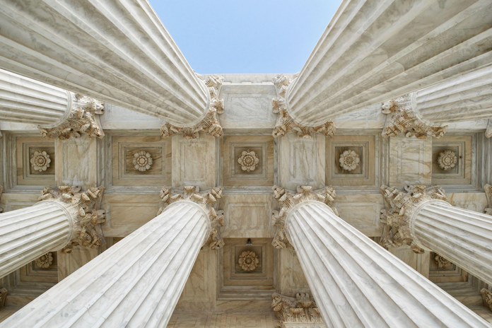 picture of the supreme court pillars