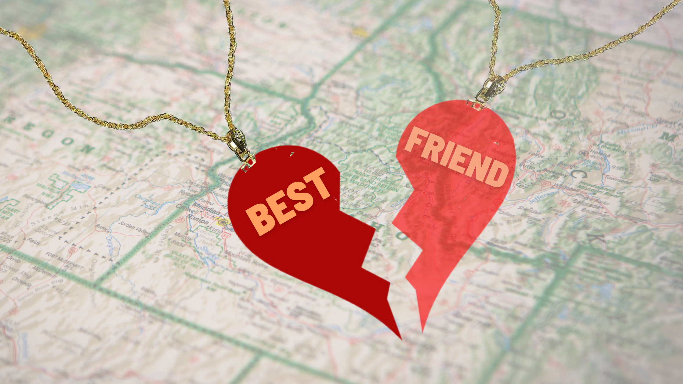 How To Navigate Fading Hometown Friendships During Thanksgiving Break