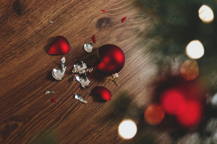 broken christmas ornament by Freestocks on Unsplash