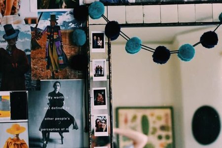 Wall Mural Mirror Apartment Magazines