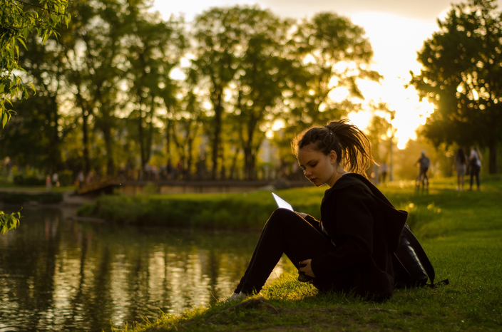 studying college outsidejpg by Unsplash