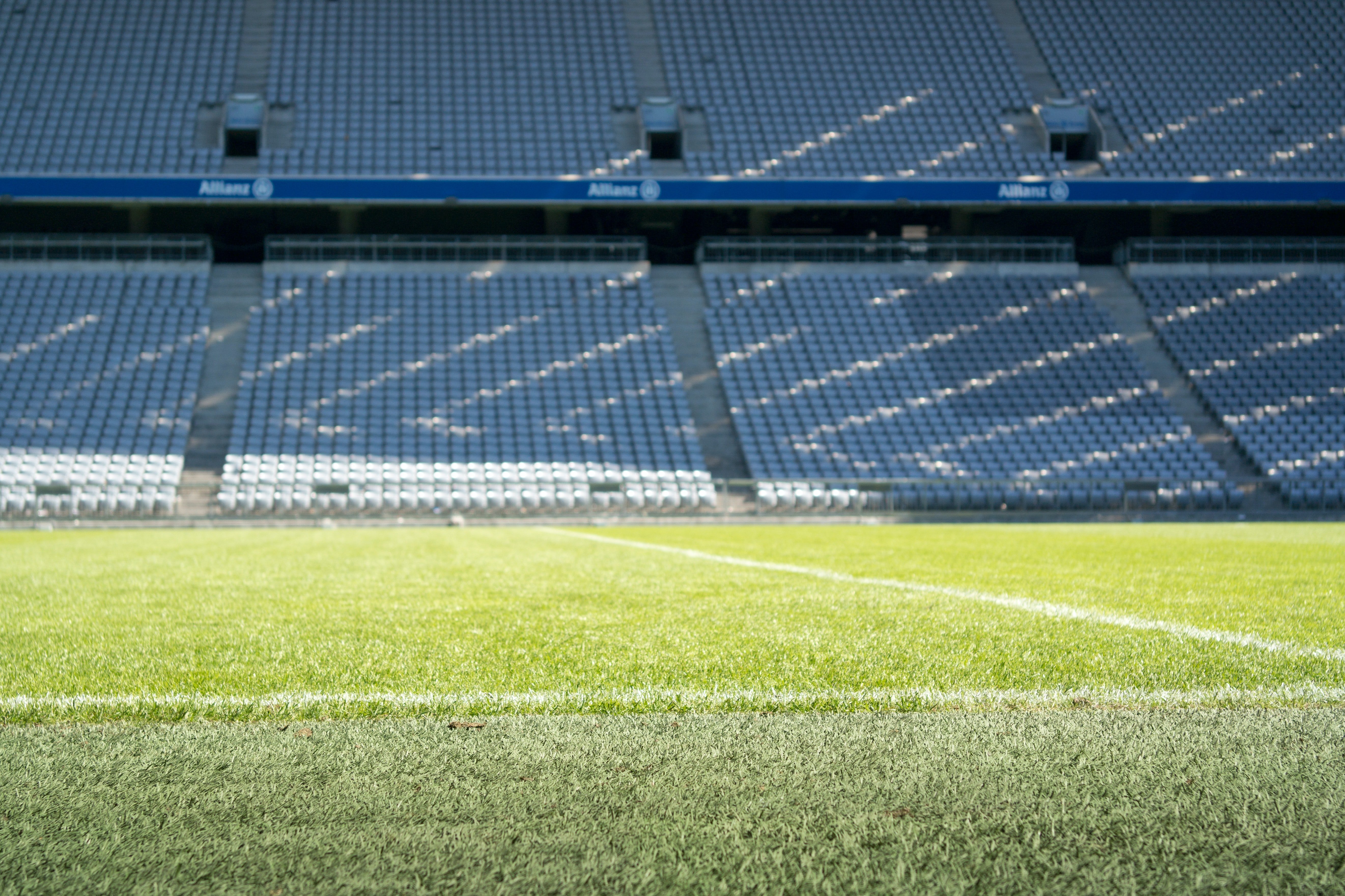 13 Things that Happen When Your School Doesn’t Have a Football Team
