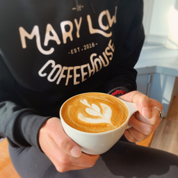 Mary low coffee house latte with latte art