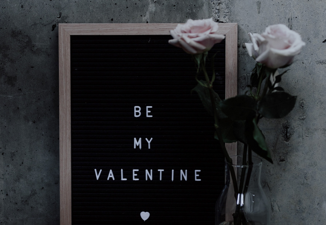Be My Valentine sign
