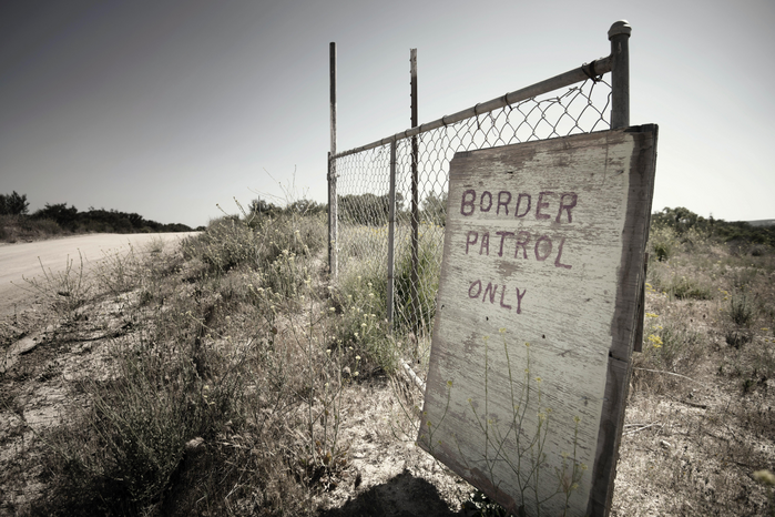 border patrol by Greg Bulla on Unsplash