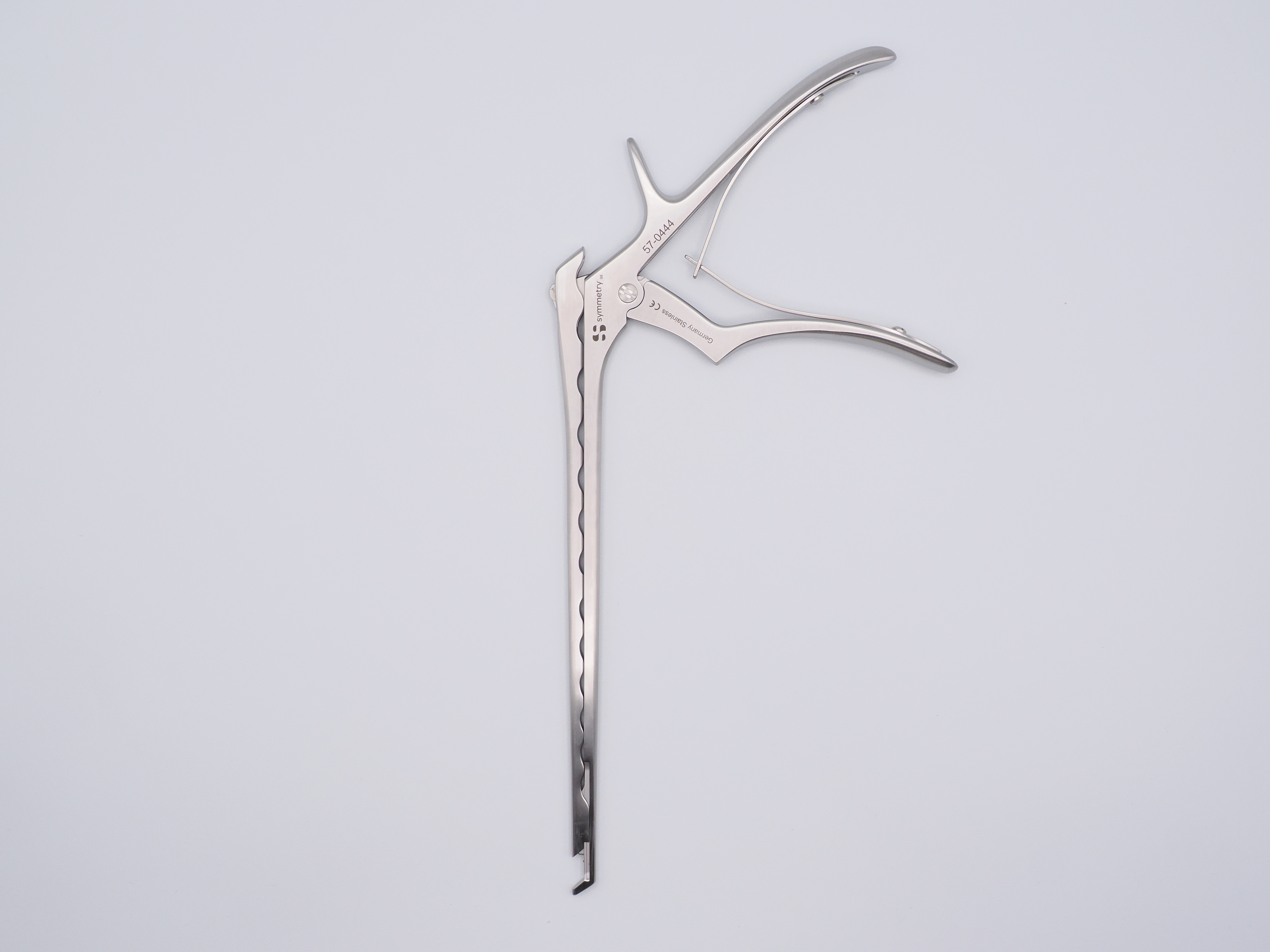 Symmetry 57-0444 1
