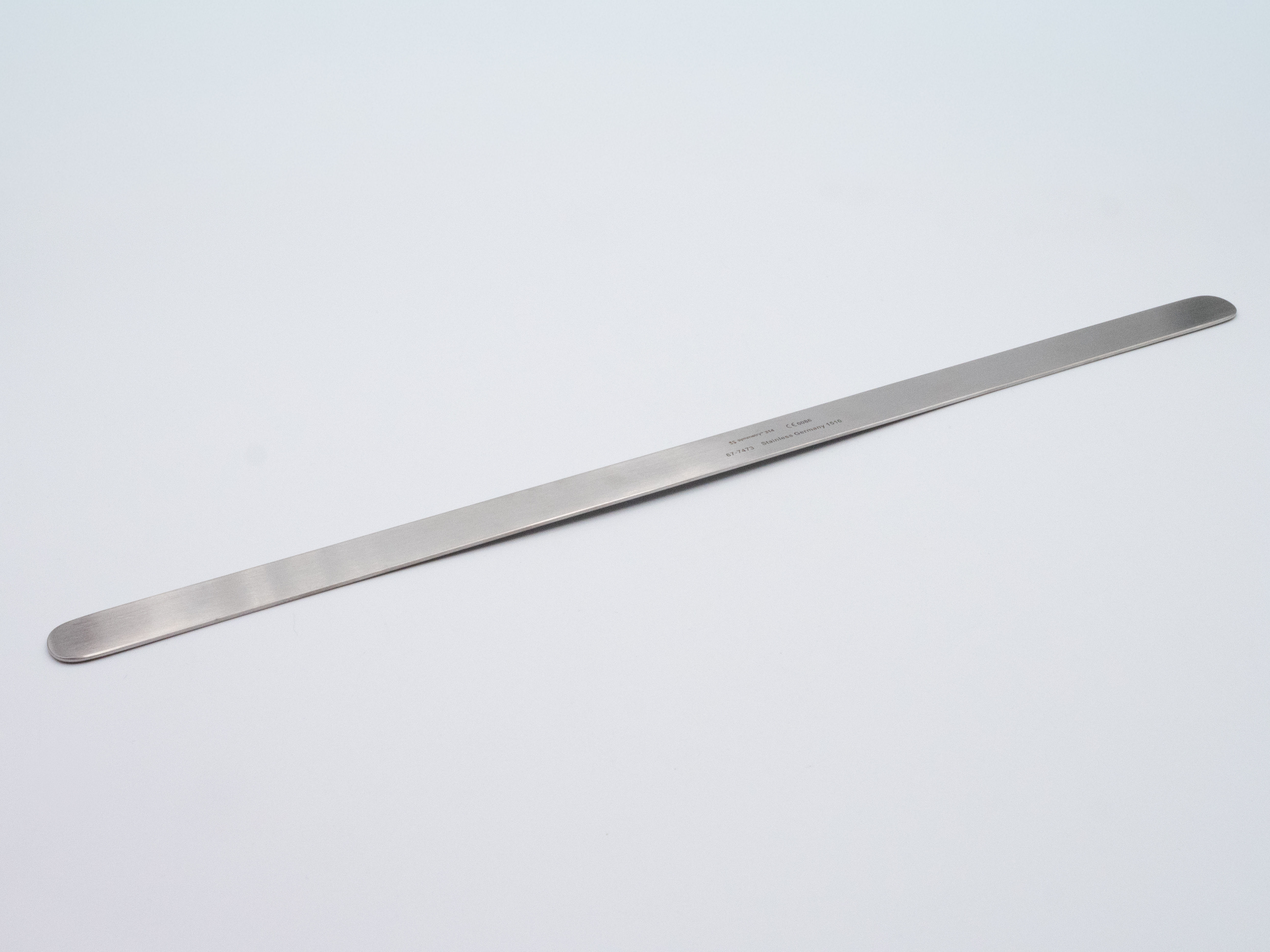 Retractor, Ribbon, Malleable, 5/8 in x 14 in | Aspen Surgical
