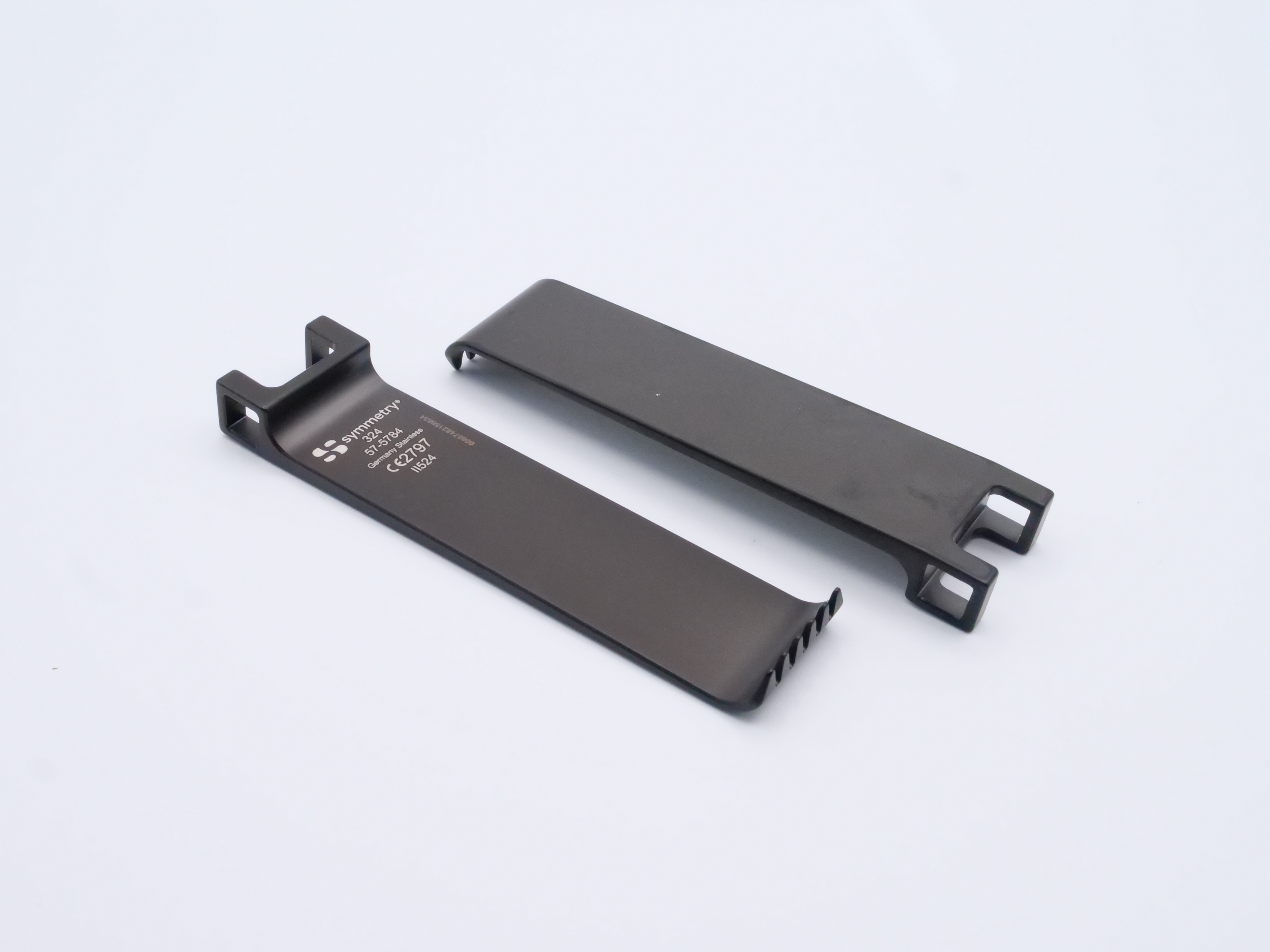Symmetry 57-5784 1