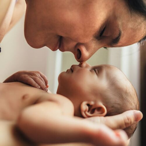 What to Know About Breastfeeding and Drug Use