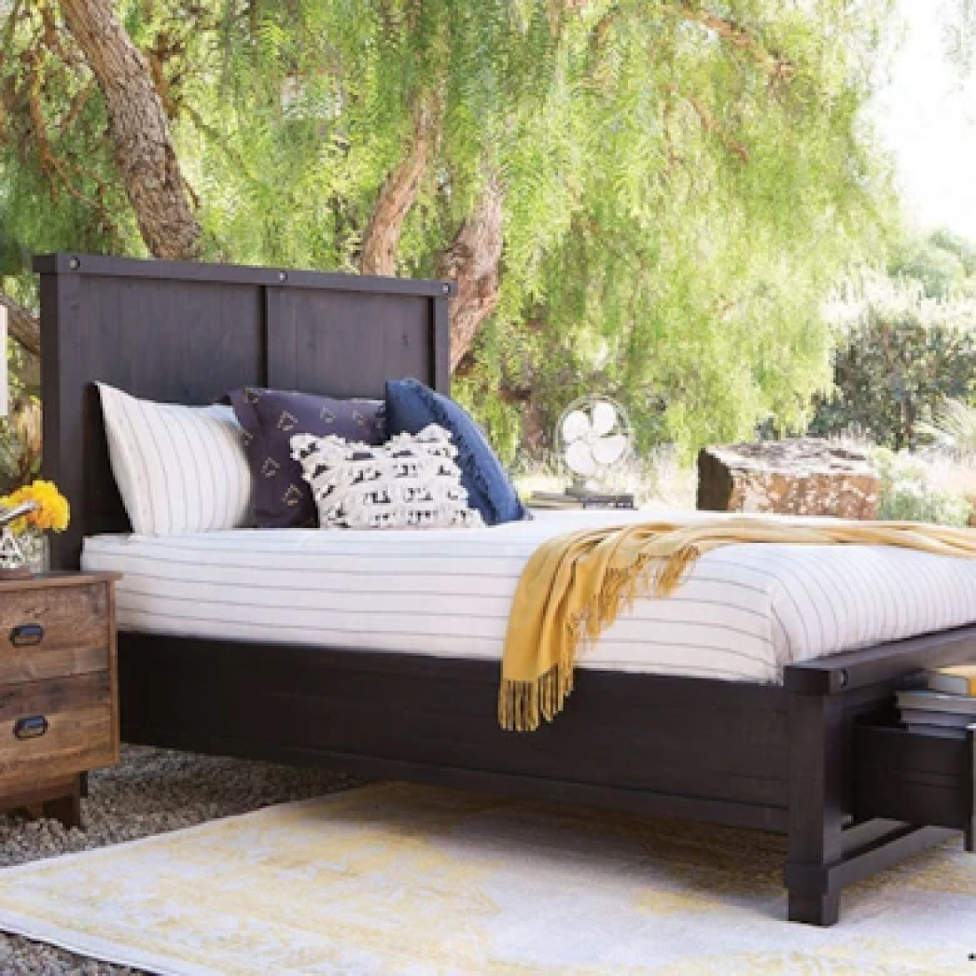 16 Relaxing Bedroom Ideas (+ Beautiful Tips on How to Copy Them)