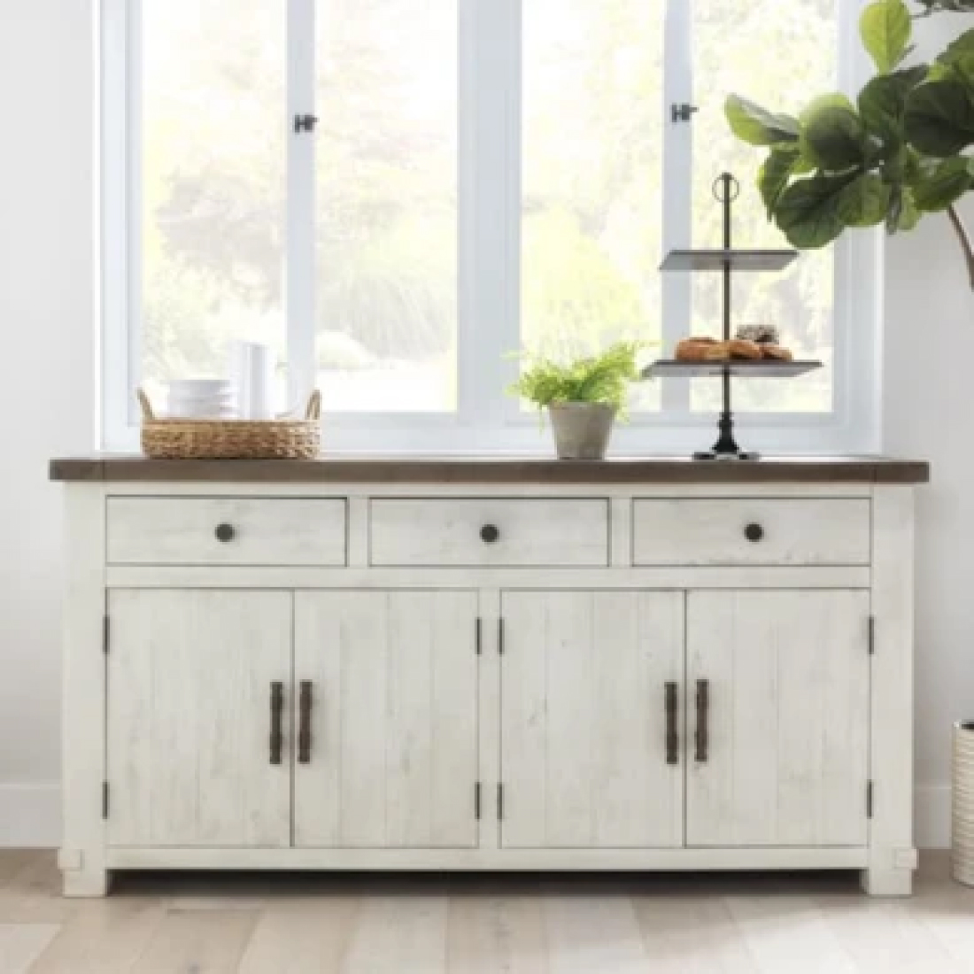 What Is Cottagecore? Escape into the “Whimsical Countryside” Aesthetic